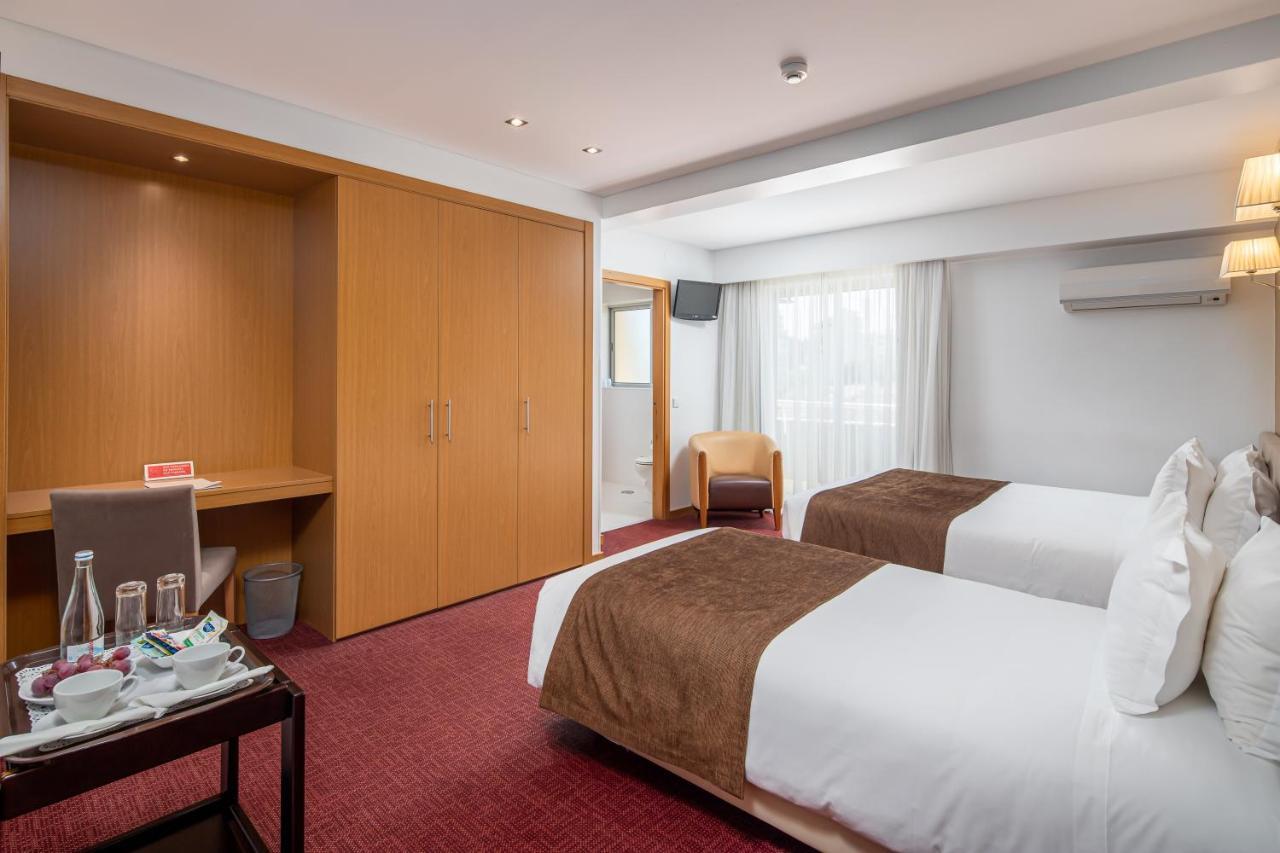 לייריה Hotel Sao Luis מראה חיצוני תמונה
