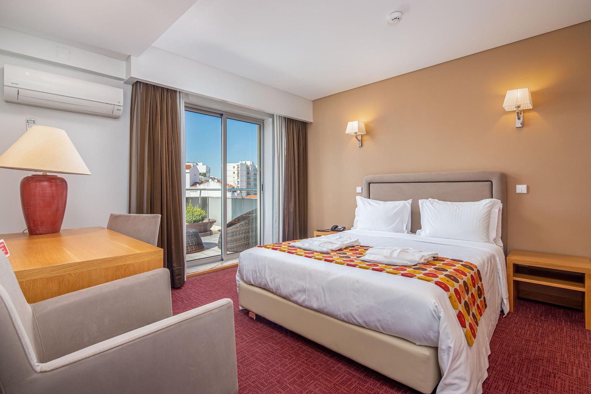 לייריה Hotel Sao Luis מראה חיצוני תמונה