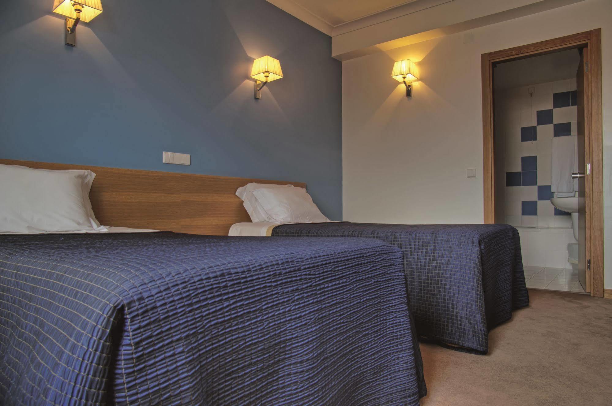 לייריה Hotel Sao Luis מראה חיצוני תמונה